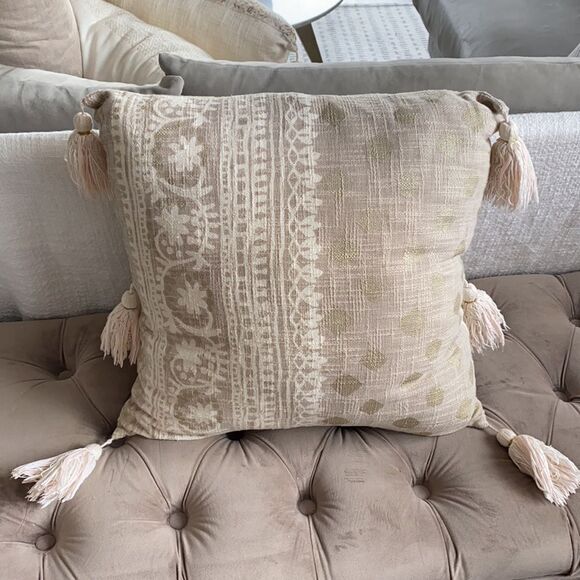 Anthropologie Tasseled Constance Pillow Case - Picture 6 of 12